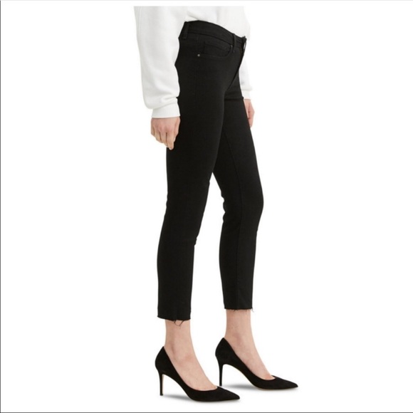Levi’s Classic Mid rise Skinny raw hem crop - Picture 1 of 4